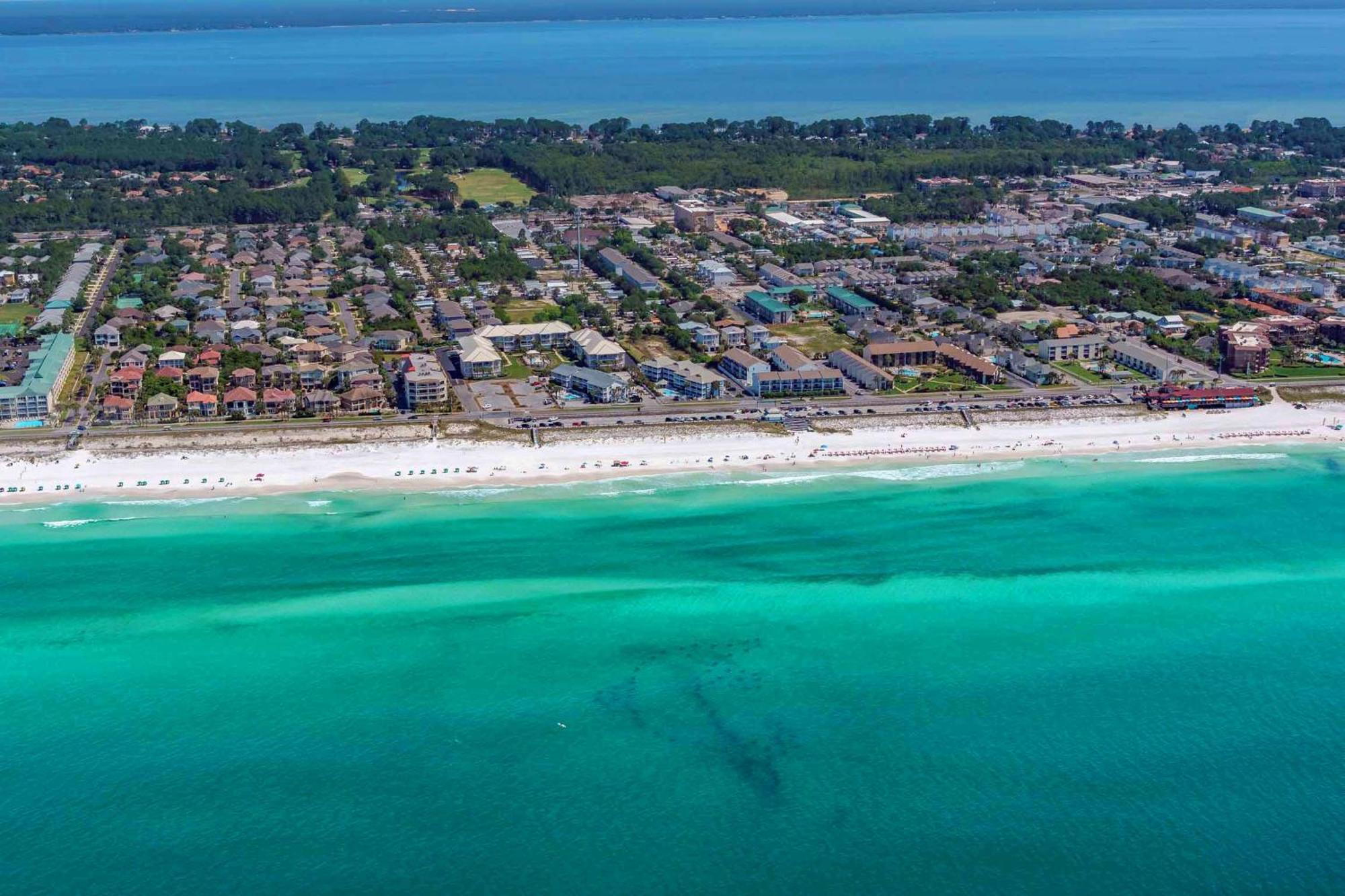 Ocean Breezes Villa Destin Exterior photo